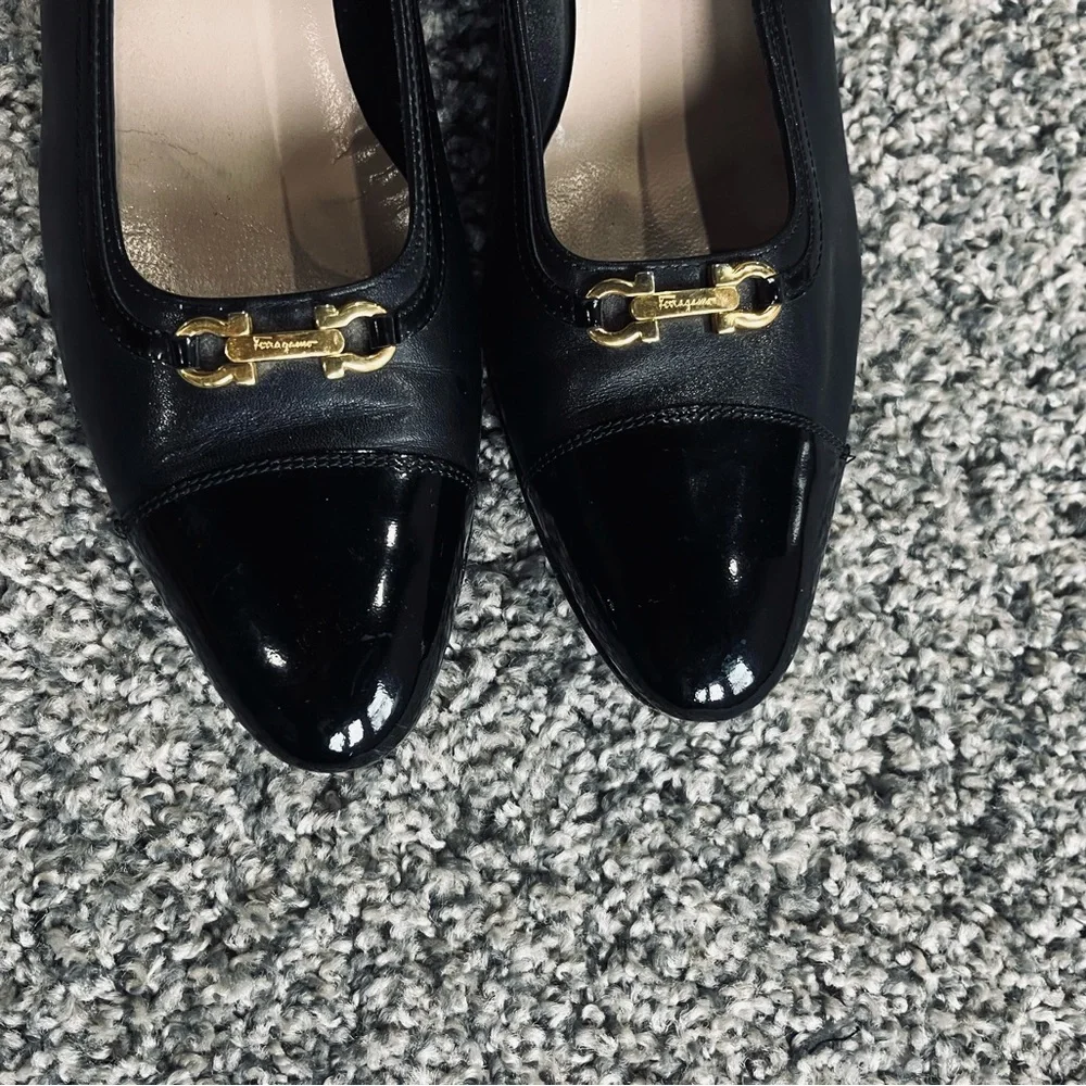 Salvatorre Ferragamo Heels 10 1/2 A narrow - Picture 4 of 7